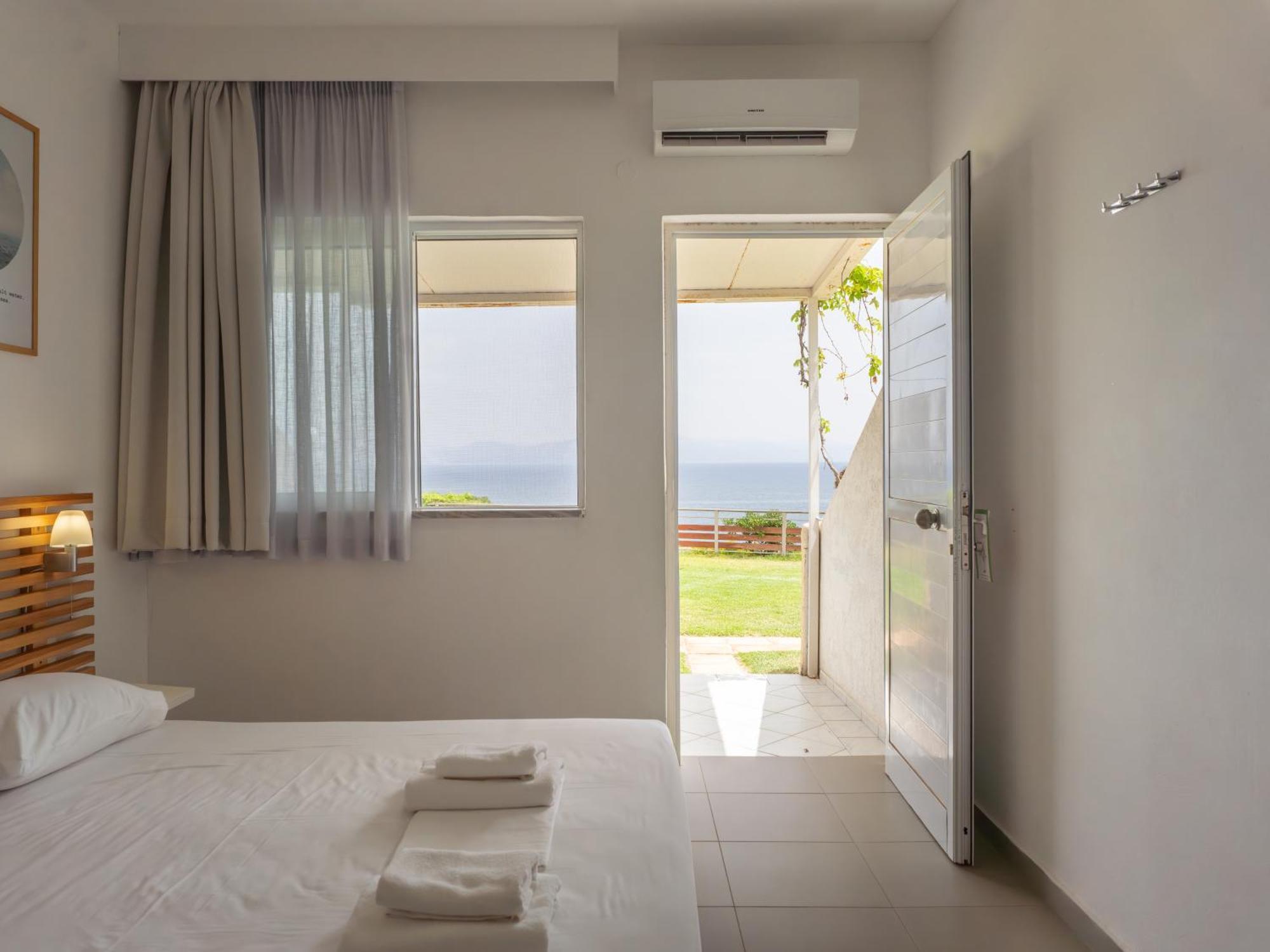 Niforeika Beach Hotel Екстер'єр фото