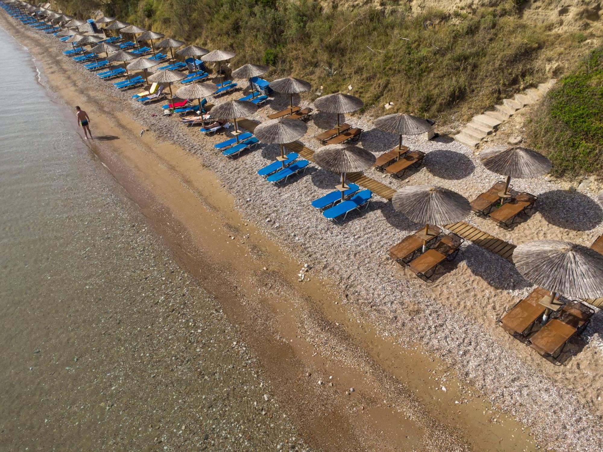 Niforeika Beach Hotel Екстер'єр фото
