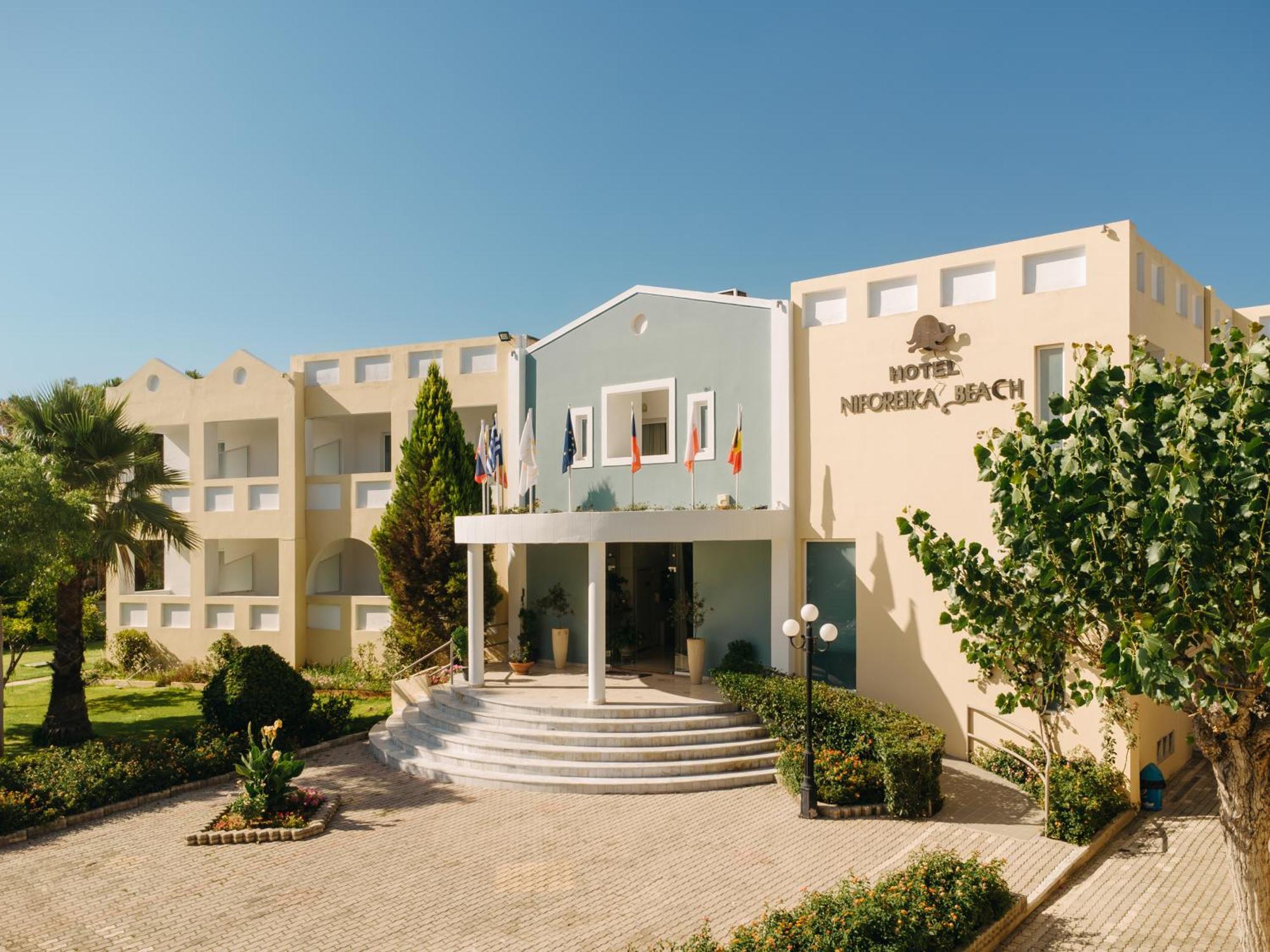 Niforeika Beach Hotel Екстер'єр фото
