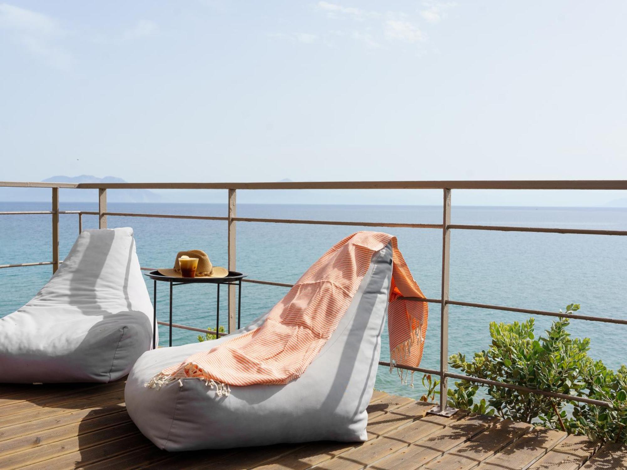 Niforeika Beach Hotel Екстер'єр фото