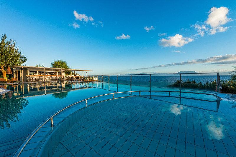Niforeika Beach Hotel Екстер'єр фото
