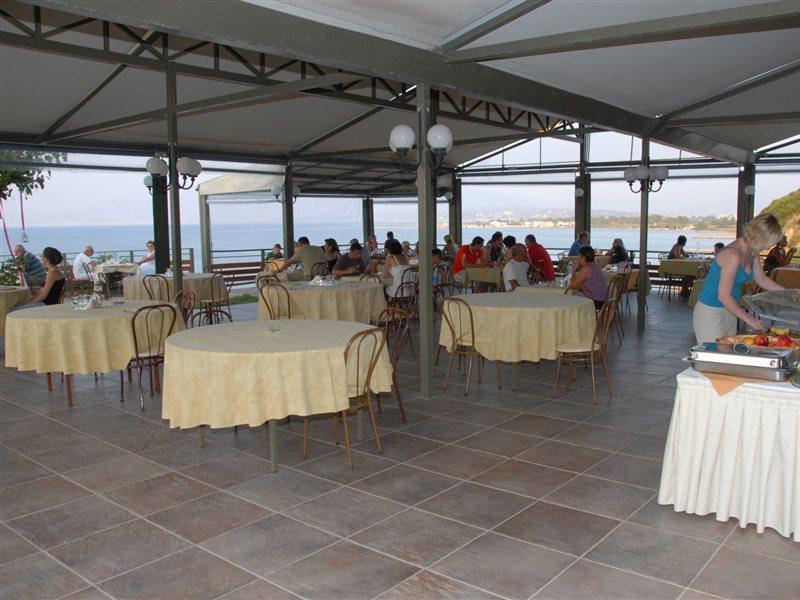 Niforeika Beach Hotel Екстер'єр фото