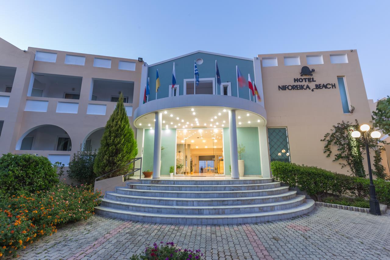 Niforeika Beach Hotel Екстер'єр фото